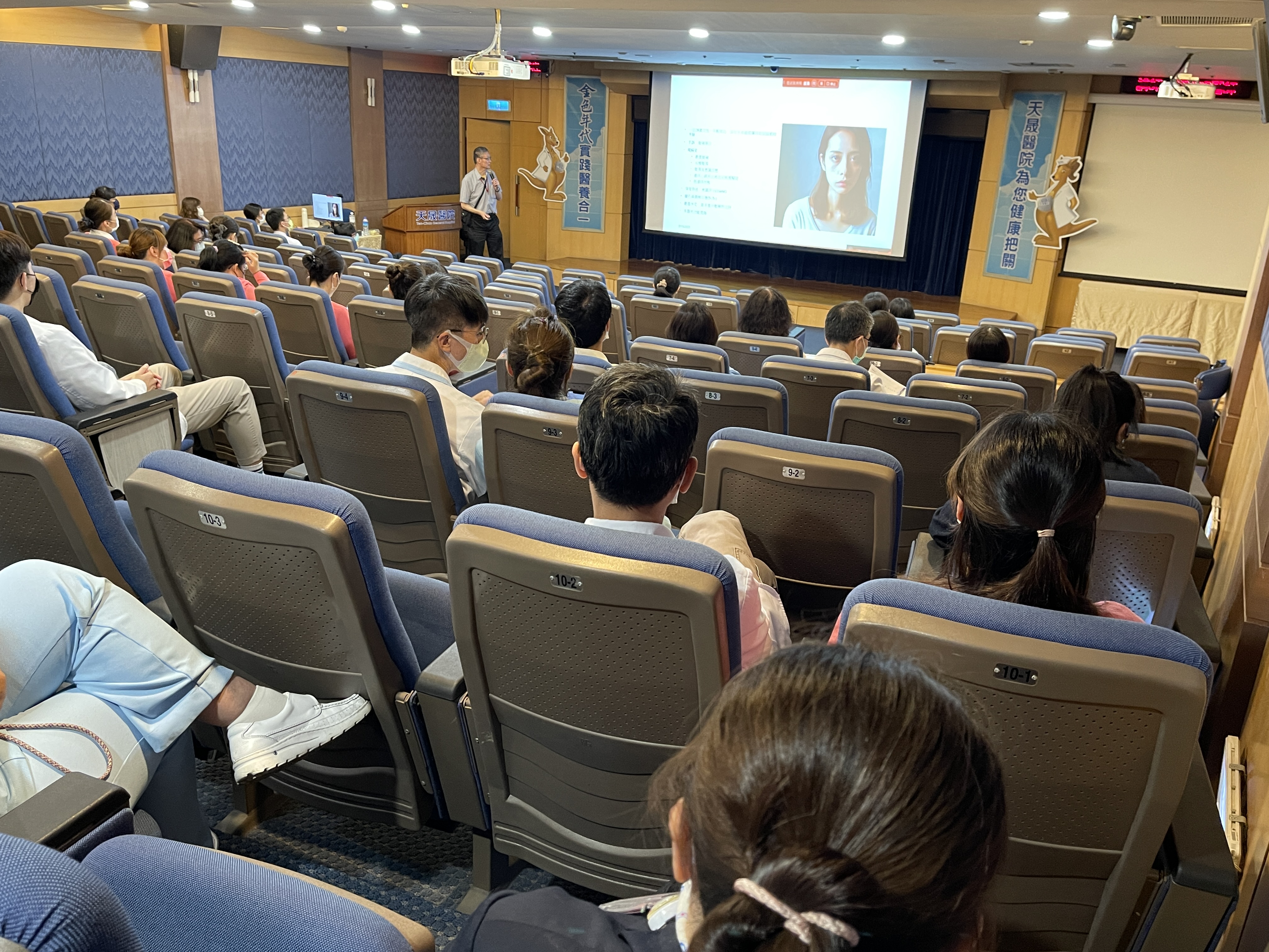 電子煙加熱菸的危害與戒菸議題